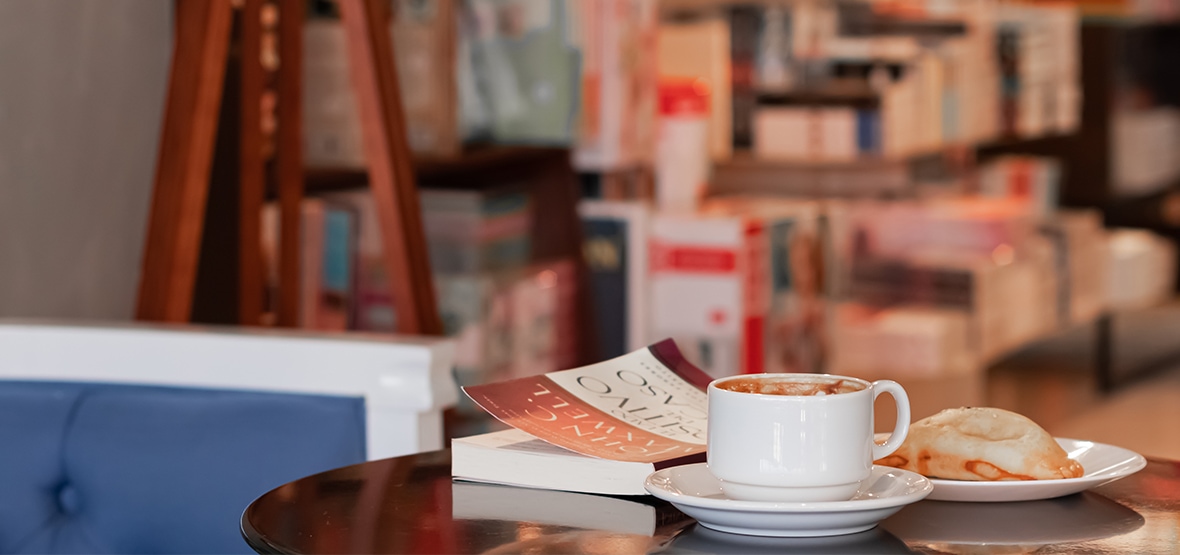 A book cafe for lovers